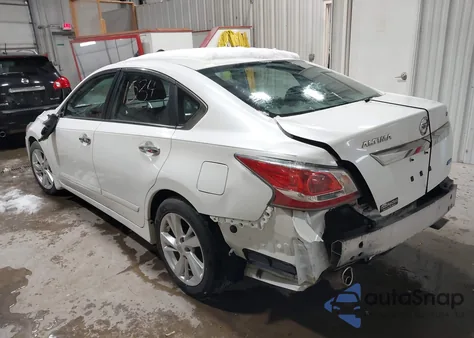2014 Nissan Altima 2.5 Sv z USA, uszkodzony, nr VIN 1N4AL3AP6EC122768